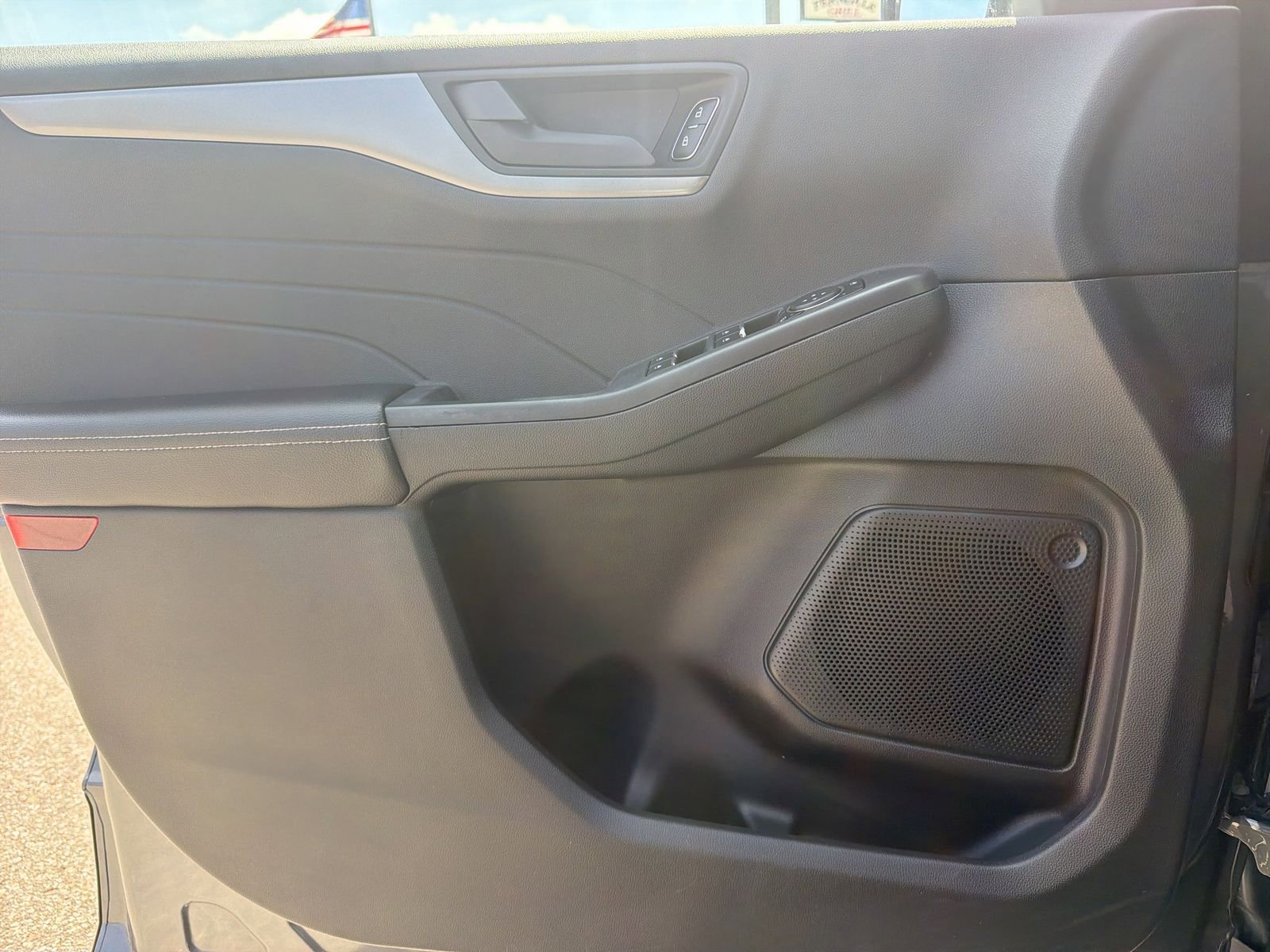 Used 2023 Ford Escape Active AWD/4WD image 33