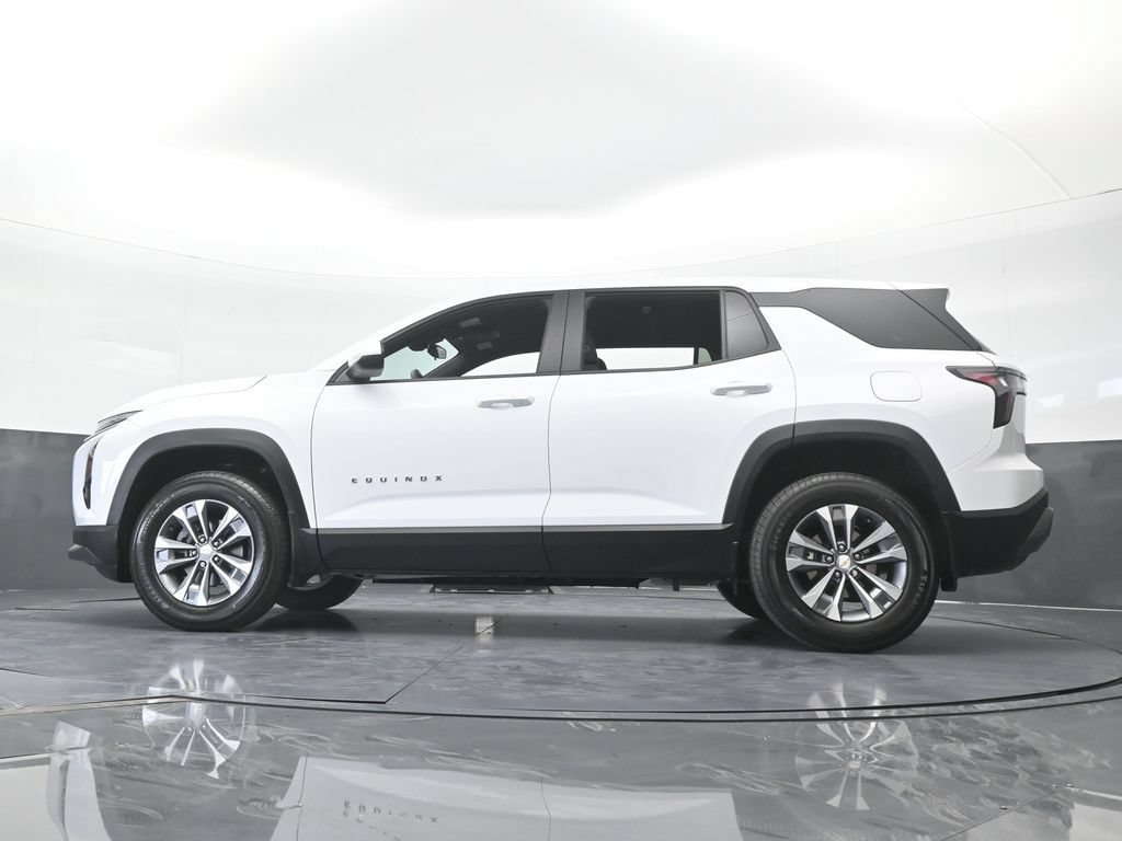 Used 2026 Chevrolet Equinox LT FWD image 58