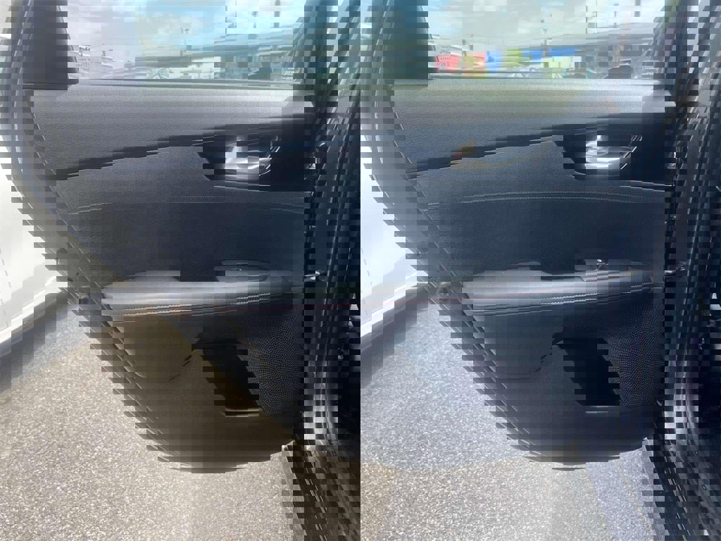 Used 2023 Kia Forte GT image 11