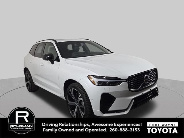 Used 2022 Volvo XC60 T8 R-Design w/ Advanced Package AWD/4WD image 5