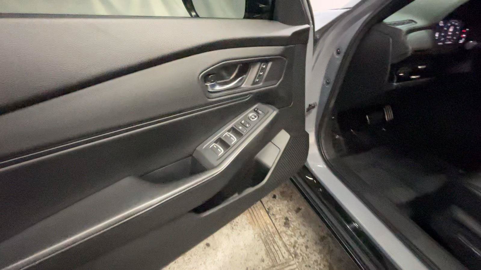 Certified 2023 Honda Accord Sport image 27