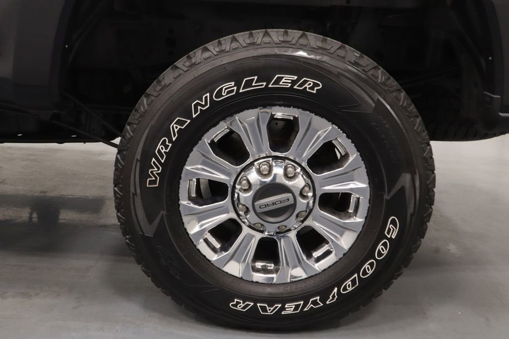 Used 2019 Ford F250 XLT w/ XLT Premium Package AWD/4WD image 26