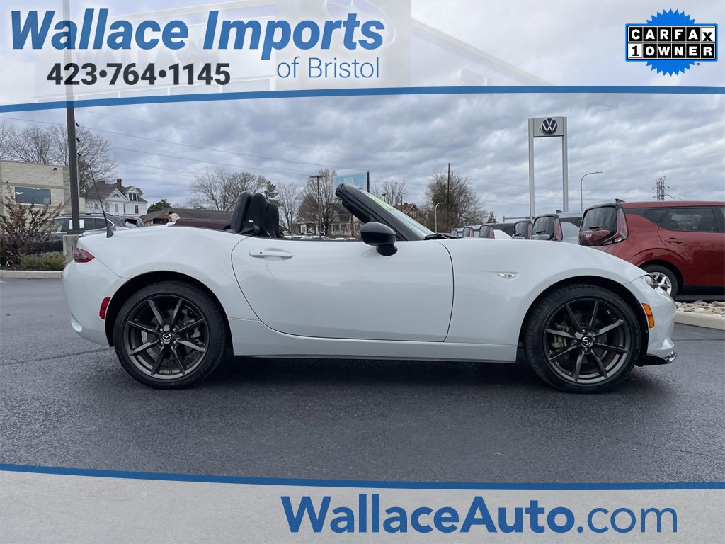 Used 2018 MAZDA MX-5 Miata Club image 4
