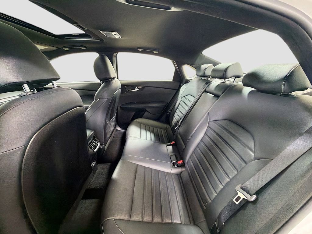 Used 2023 Kia Forte GT-Line w/ GT-Line Premium Package FWD image 28