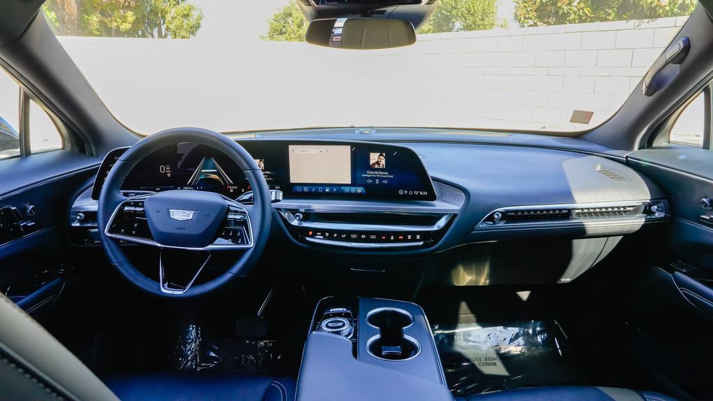 Certified 2024 Cadillac Lyriq Luxury RWD image 12