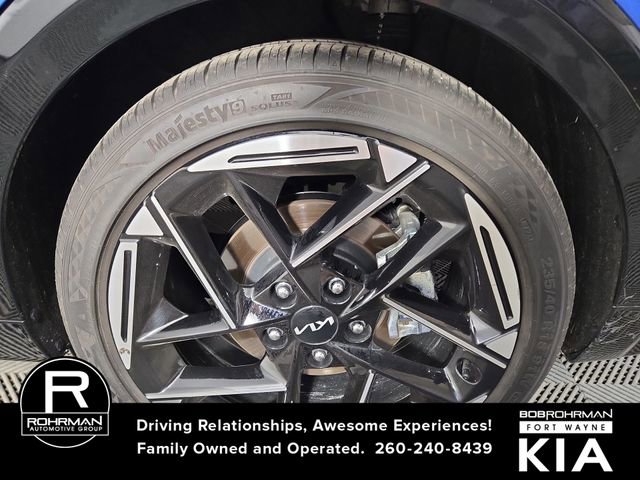 Certified 2025 Kia K4 GT-Line image 12