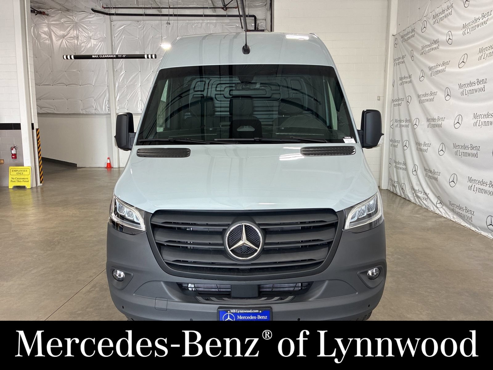 New 2026 Mercedes-Benz Sprinter 3500 image 2
