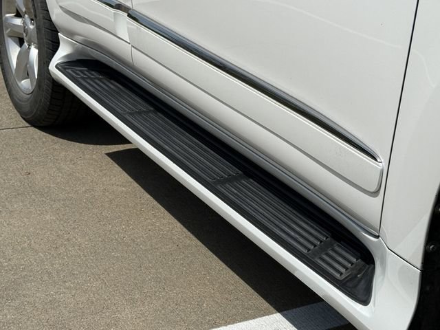 Used 2013 Lexus GX 460 Premium w/ Comfort Plus Pkg image 10