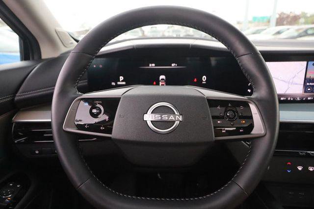 Used 2025 Nissan Murano SL AWD/4WD image 12