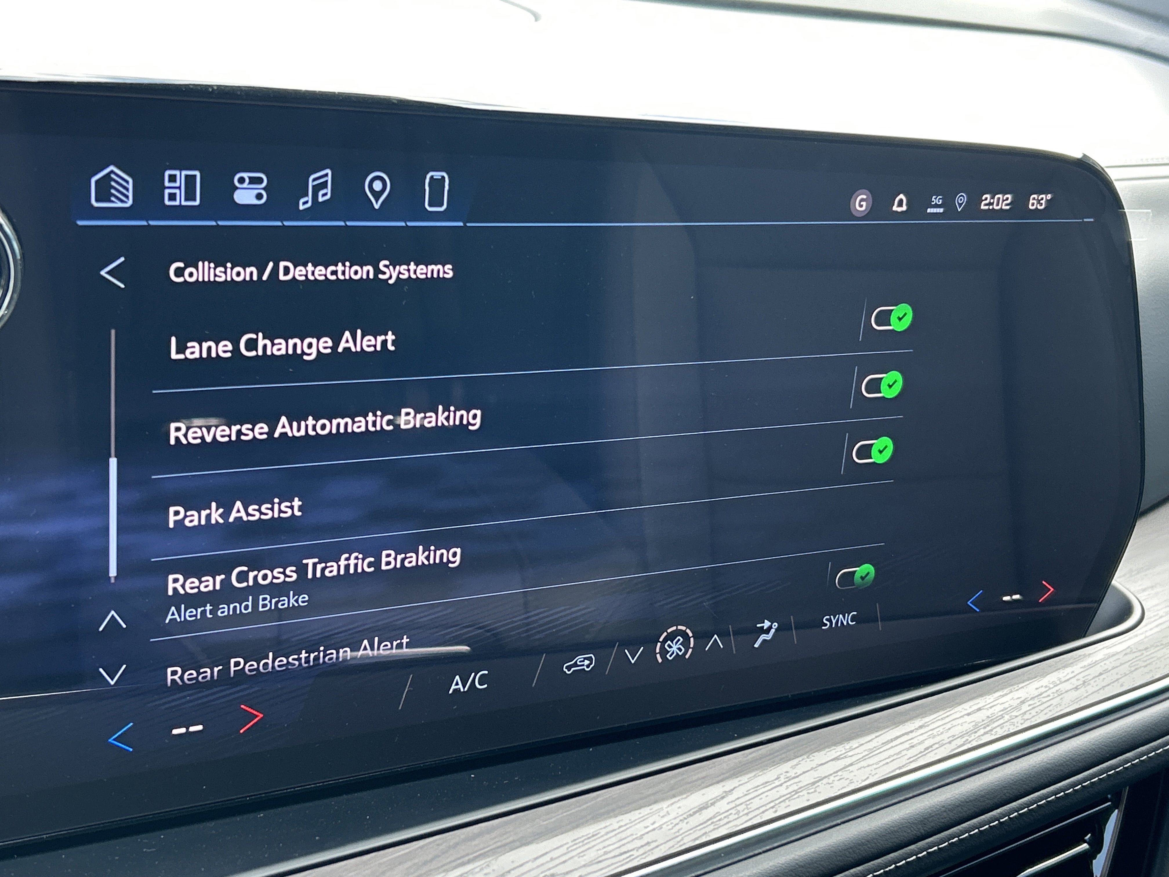 New 2026 Chevrolet Tahoe LS image 34