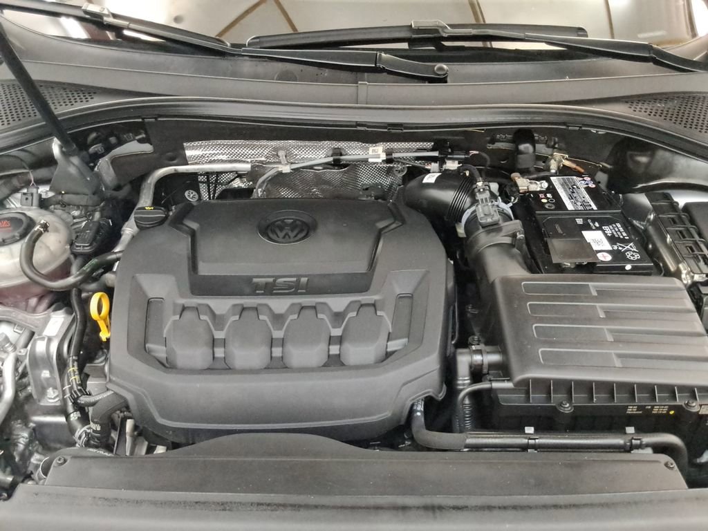 Certified 2022 Volkswagen Tiguan SE image 30