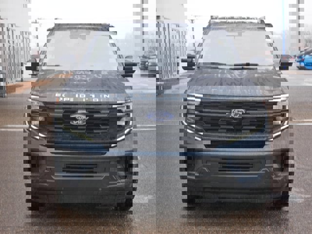 Certified 2025 Ford Expedition Max Active image 2