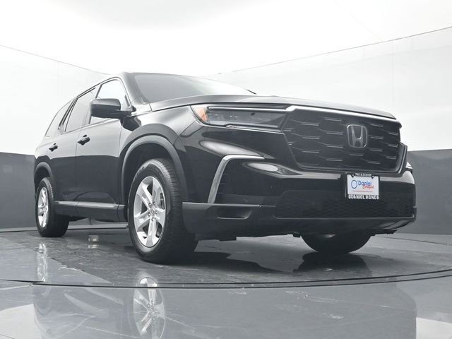Used 2024 Honda Pilot LX image 13