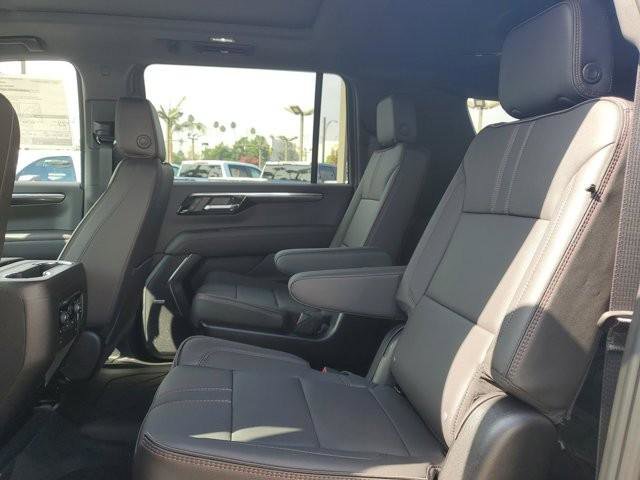 New 2026 Chevrolet Suburban RST w/ Comfort Package image 15