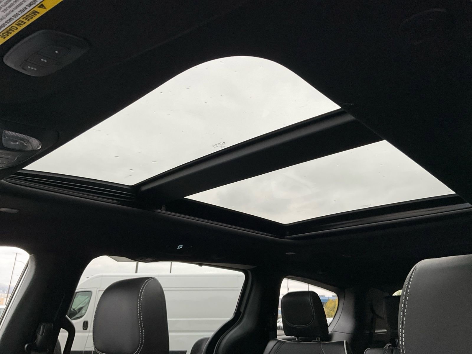 New 2026 Chrysler Pacifica Limited w/ S Appearance Package image 32