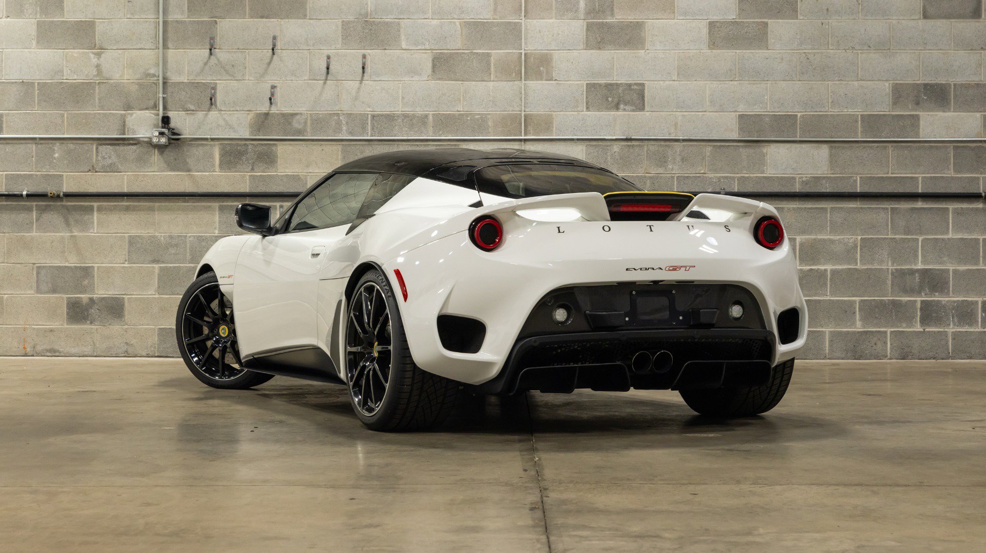 Used 2021 Lotus Evora RWD image 5
