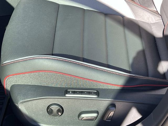 New 2026 Volkswagen GTI SE FWD image 13