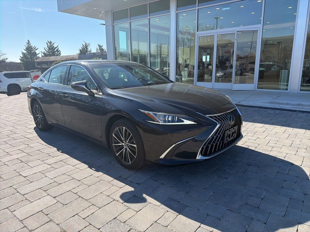 Certified 2025 Lexus ES 350 w/ Premium Package image 29