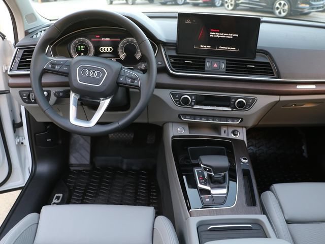 Used 2023 Audi Q5 e Prestige w/ Prestige Package AWD/4WD image 18
