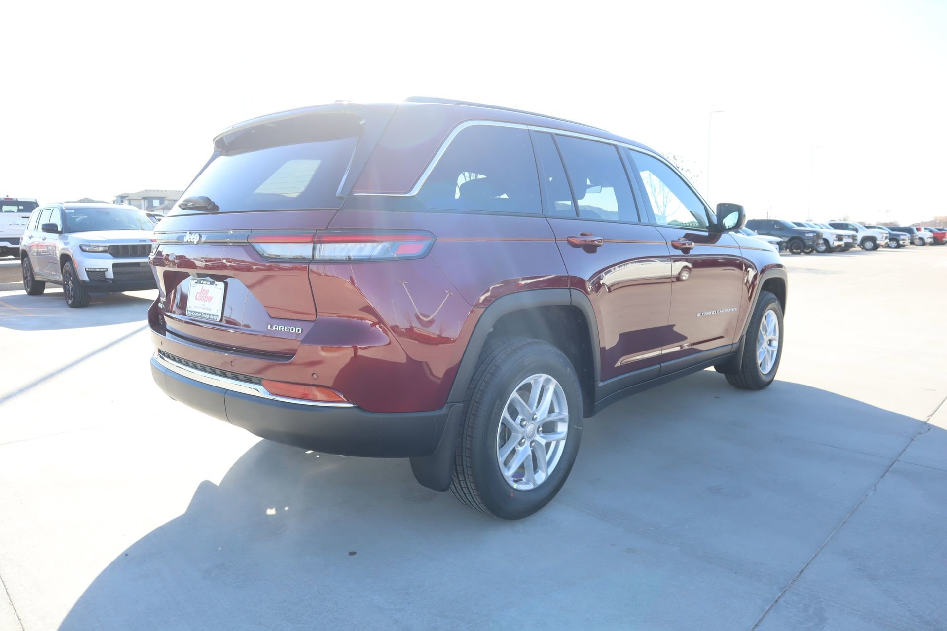 New 2026 Jeep Grand Cherokee Laredo image 21
