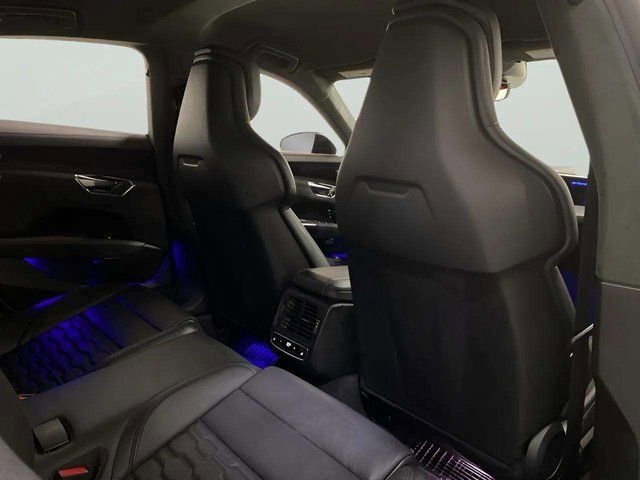 Used 2023 Audi RS e-tron GT w/ Carbon Performance Package AWD/4WD image 71