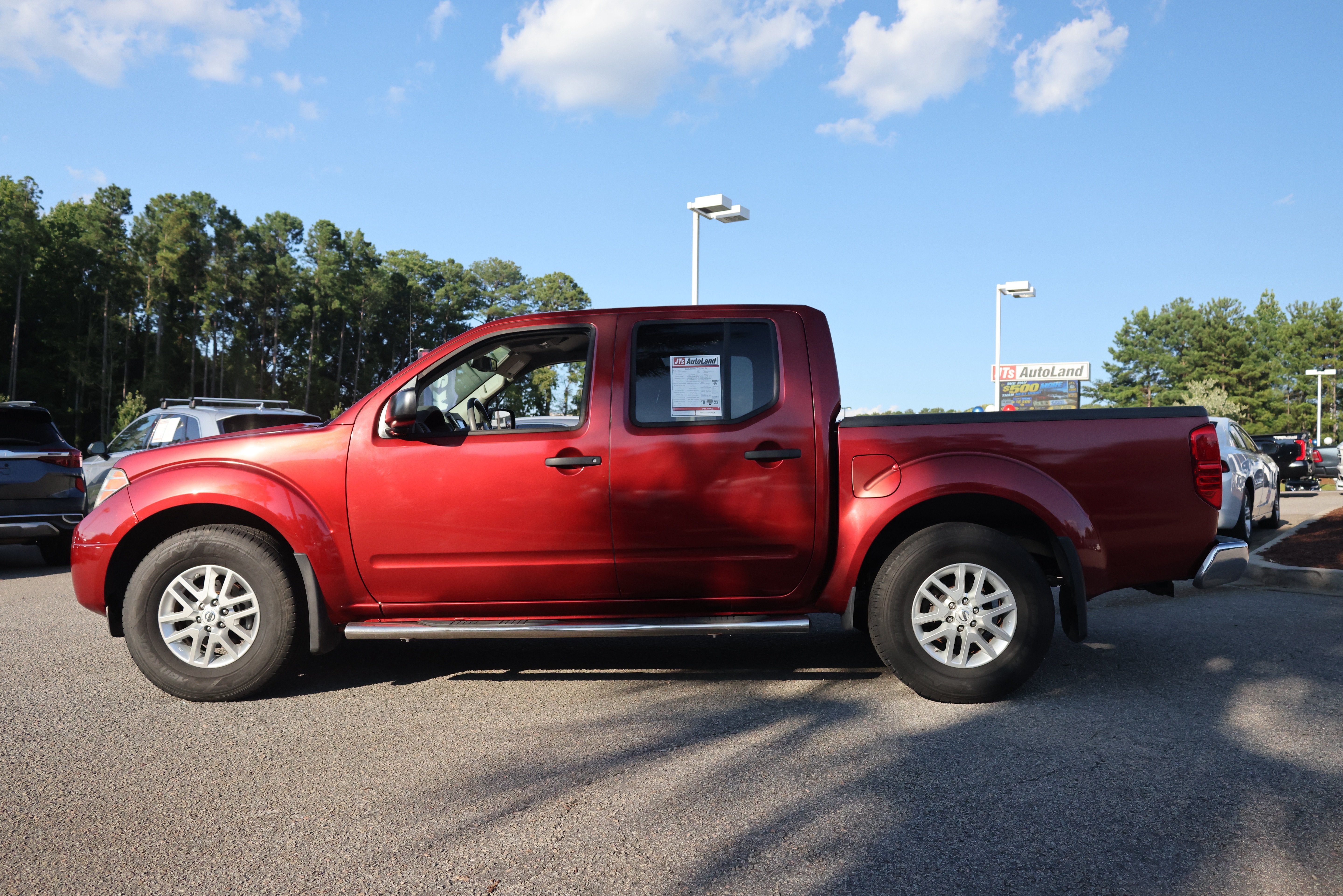 Used 2019 Nissan Frontier SV w/ Value Truck Package RWD image 2