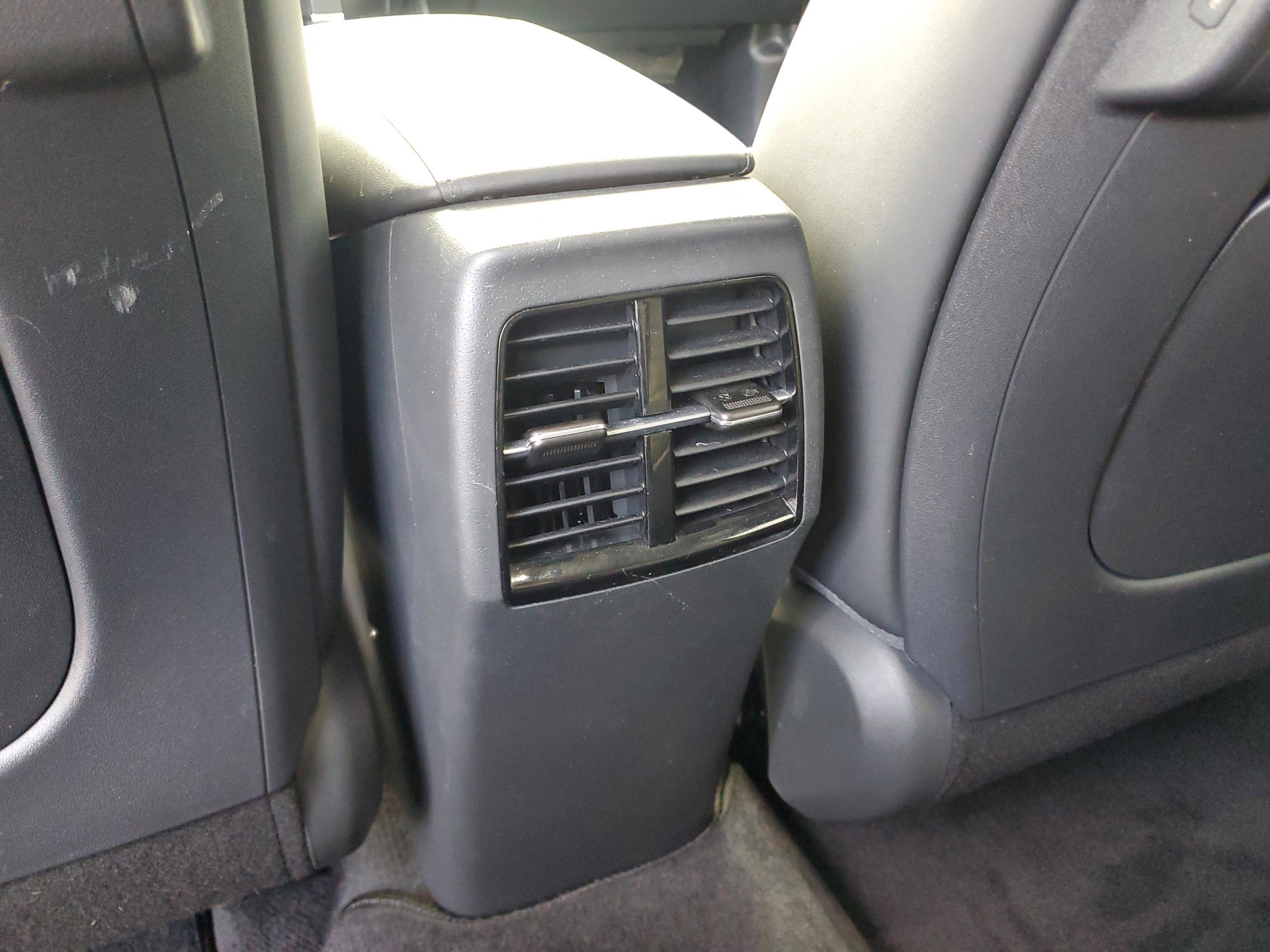 Certified 2024 Kia Niro SX Touring image 17