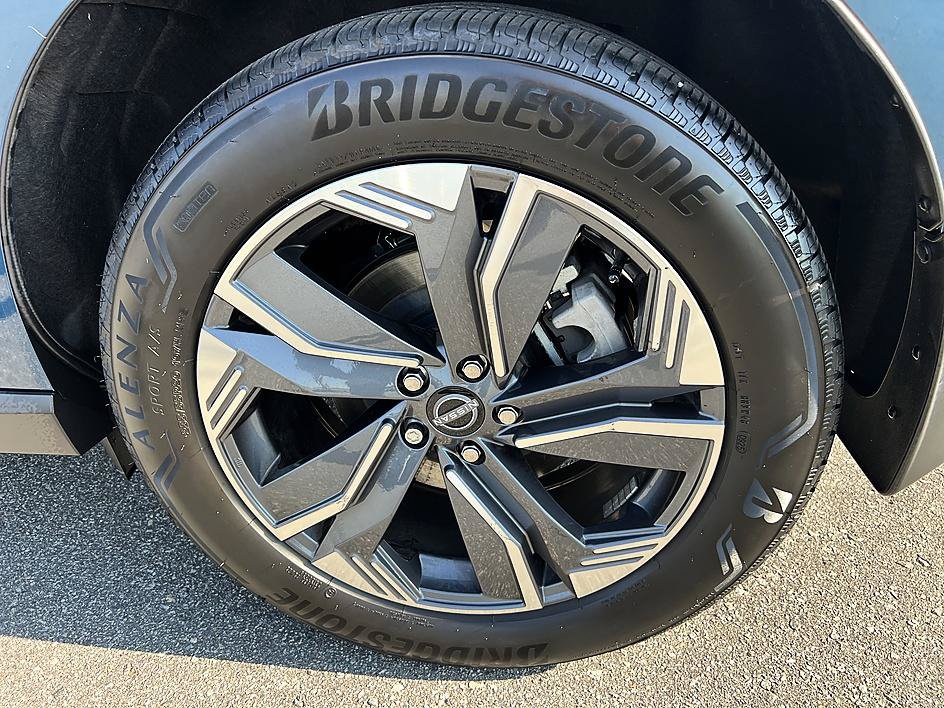 Certified 2025 Nissan Murano SL AWD/4WD image 10