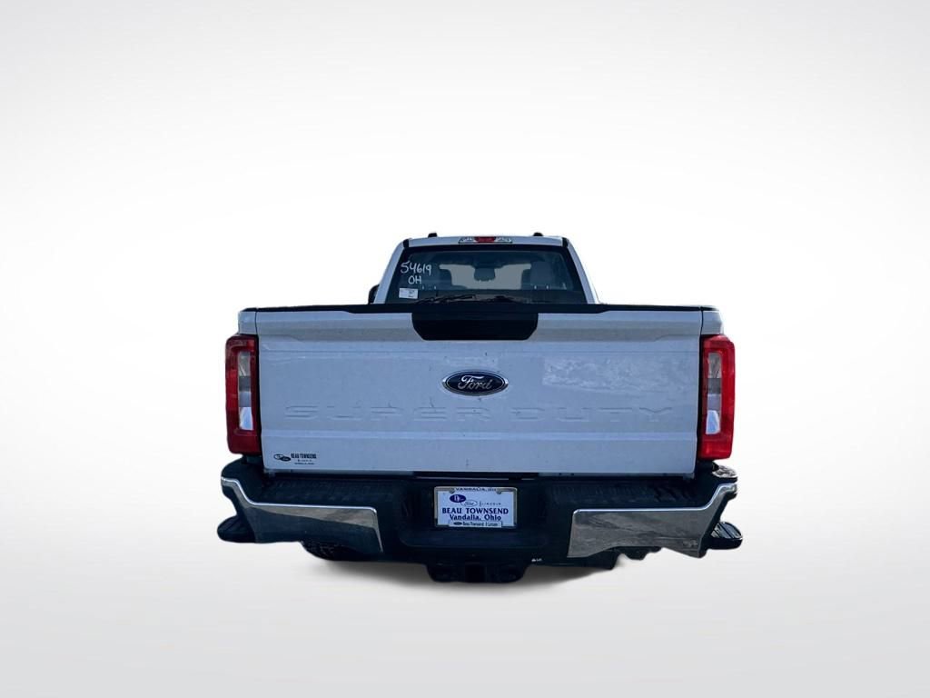 New 2026 Ford F250 XL w/ FX4 Off-Road Package image 7