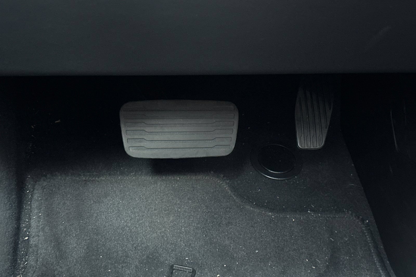 Certified 2026 Cadillac Escalade IQ Sport 1 w/ LPO, Floor Liner Package AWD/4WD image 42