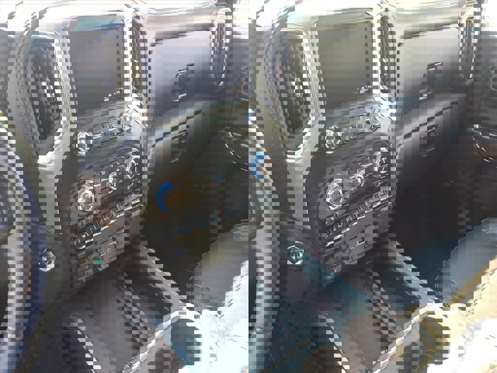 Used 2019 GMC Sierra 1500 SLT w/ SLT Premium Plus Package image 21