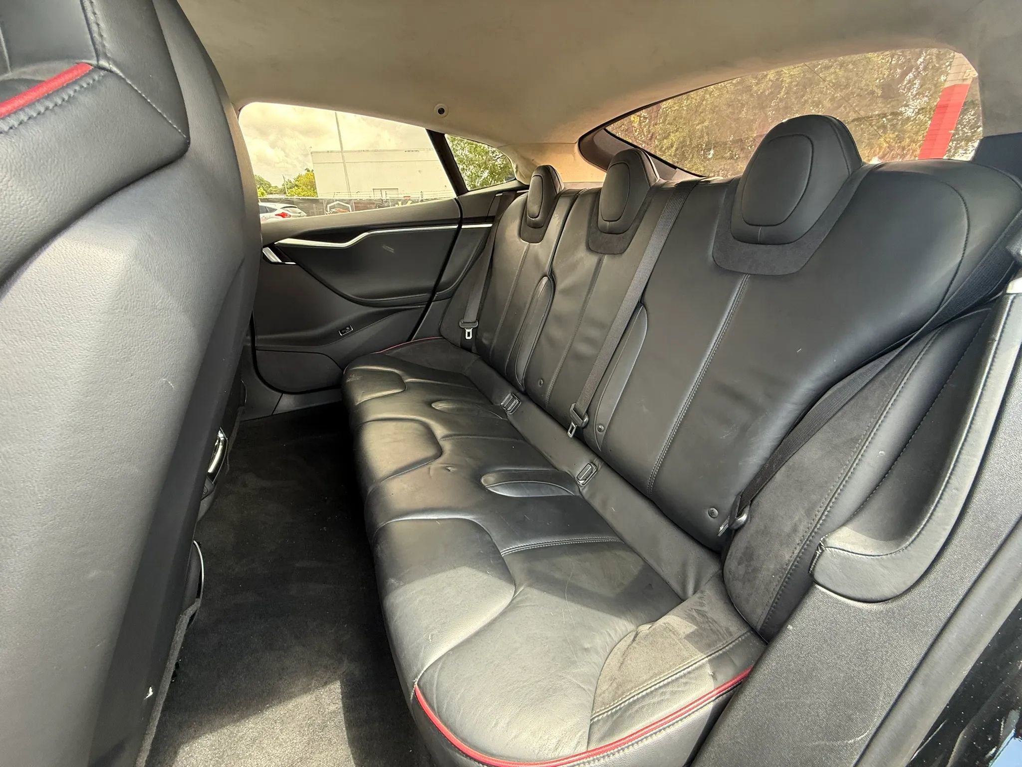 Used 2013 Tesla Model S Performance RWD image 20