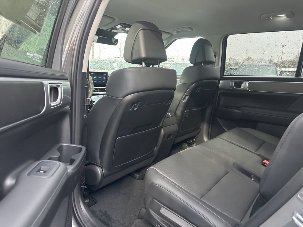 Used 2026 Hyundai Santa Fe SEL FWD image 17