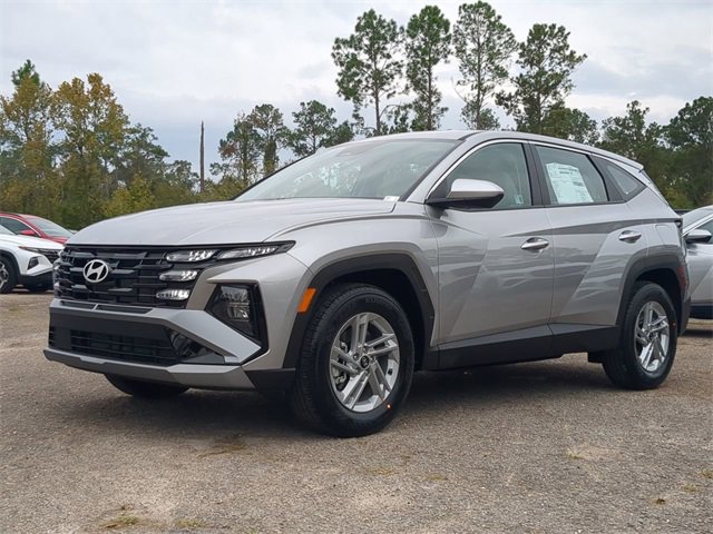New 2025 Hyundai Tucson SE image 2
