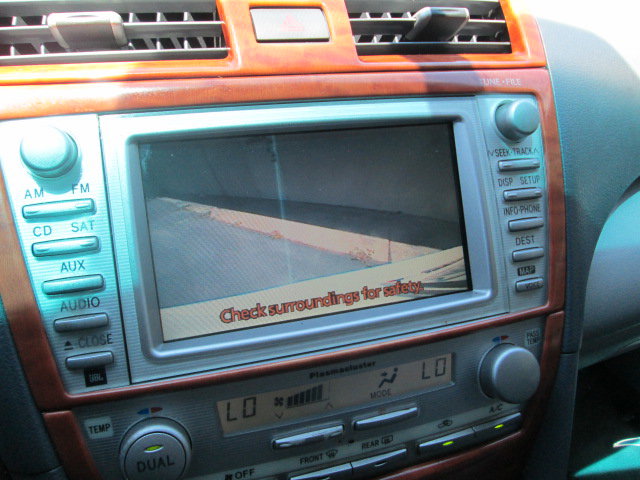 Used 2011 Toyota Camry XLE w/ SE/XLE Extra-Value Pkg image 17