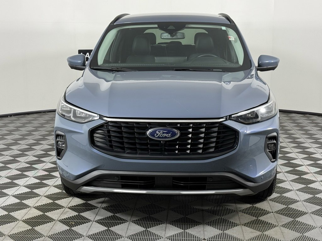 Used 2024 Ford Escape Platinum image 9
