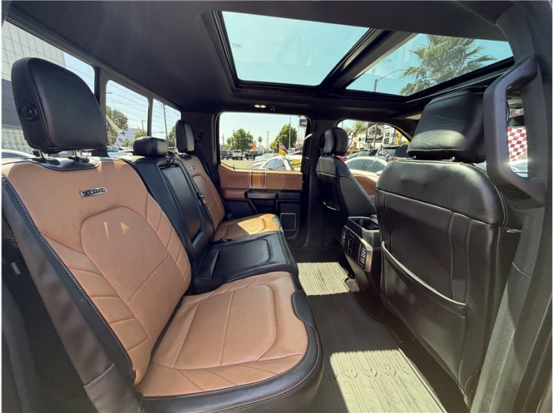 Used 2016 Ford F150 Limited RWD image 29