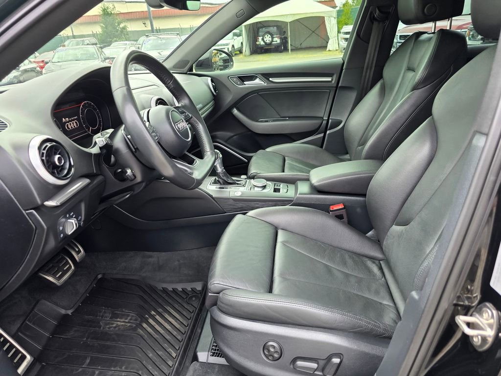 Used 2018 Audi A3 e-tron Prestige w/ Prestige Package FWD image 19