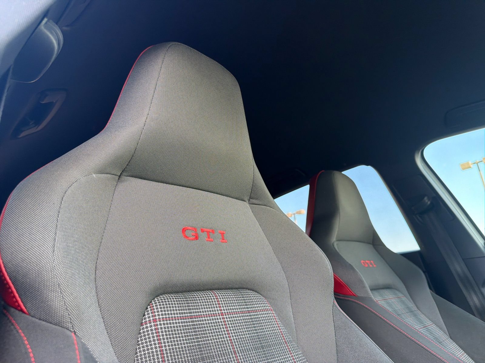 Used 2023 Volkswagen GTI 40th Anniversary Edition FWD image 16
