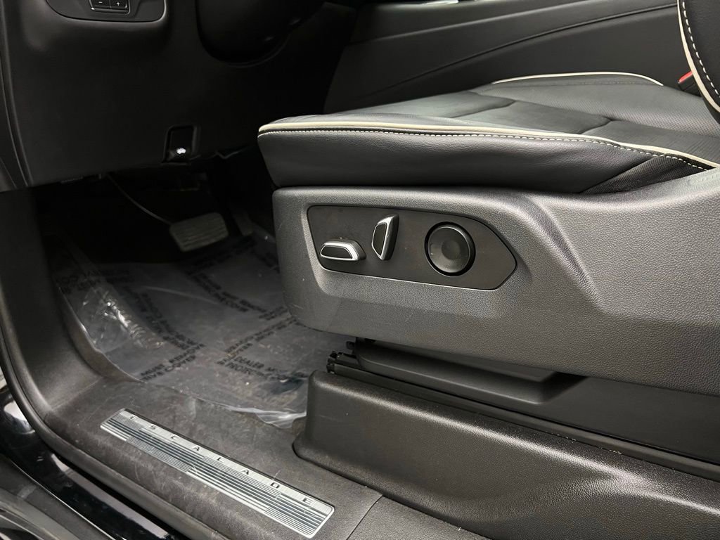 Used 2023 Cadillac Escalade Sport image 29