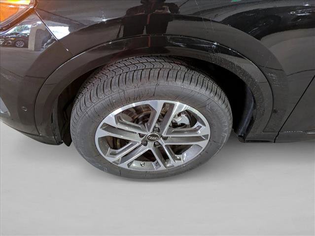 New 2025 Audi Q5 Premium w/ Convenience Package image 10