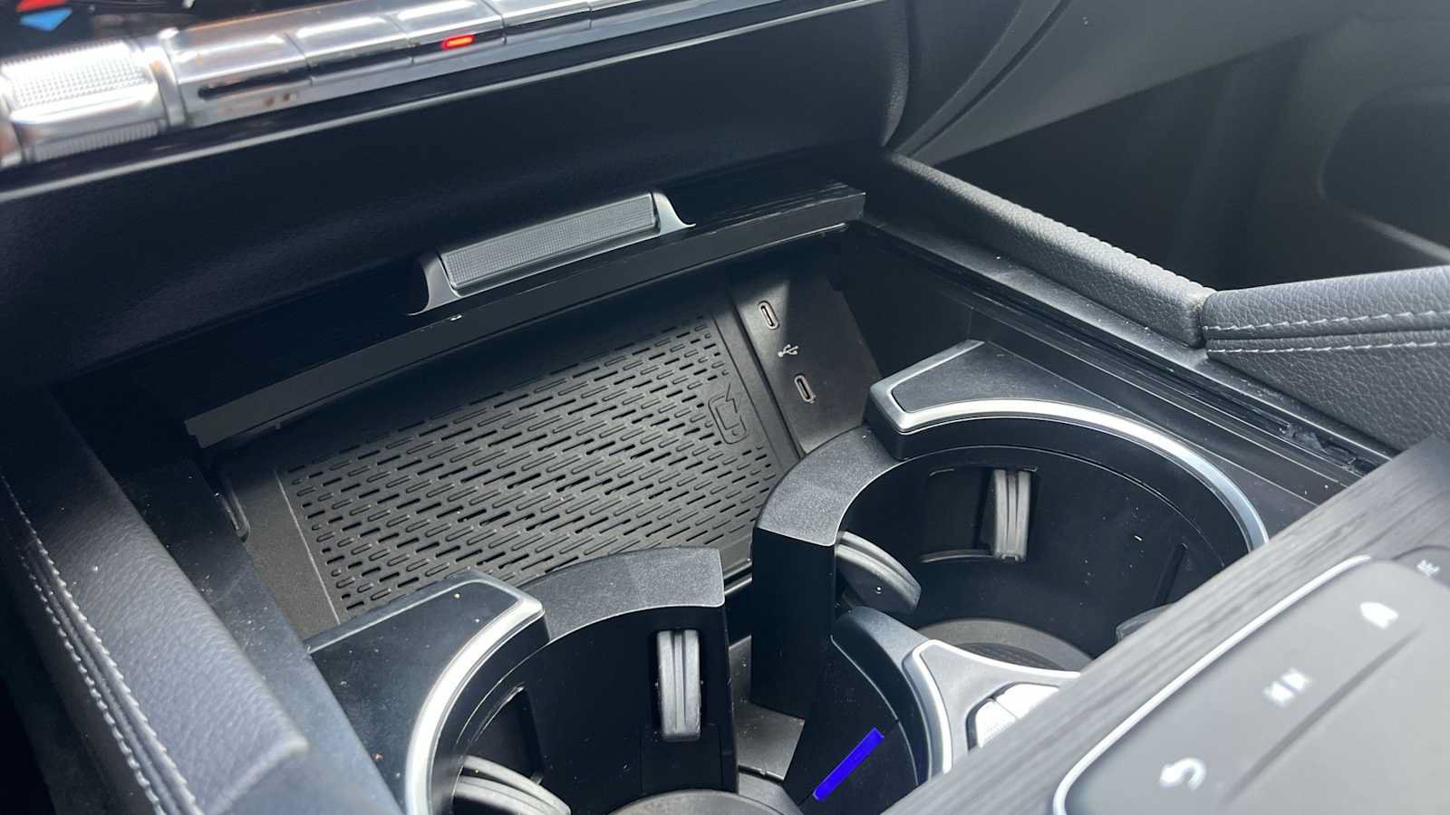 Certified 2025 Mercedes-Benz GLE 450e 4MATIC image 45