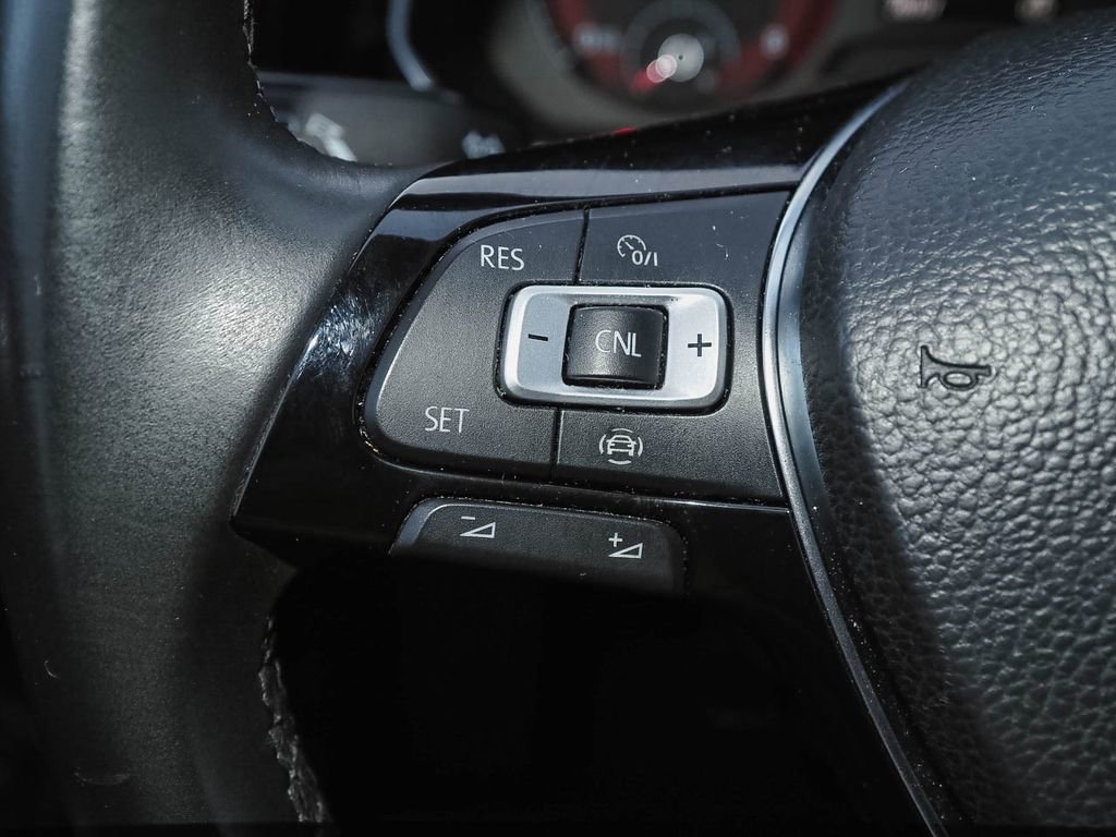 Used 2019 Volkswagen Jetta SE image 27