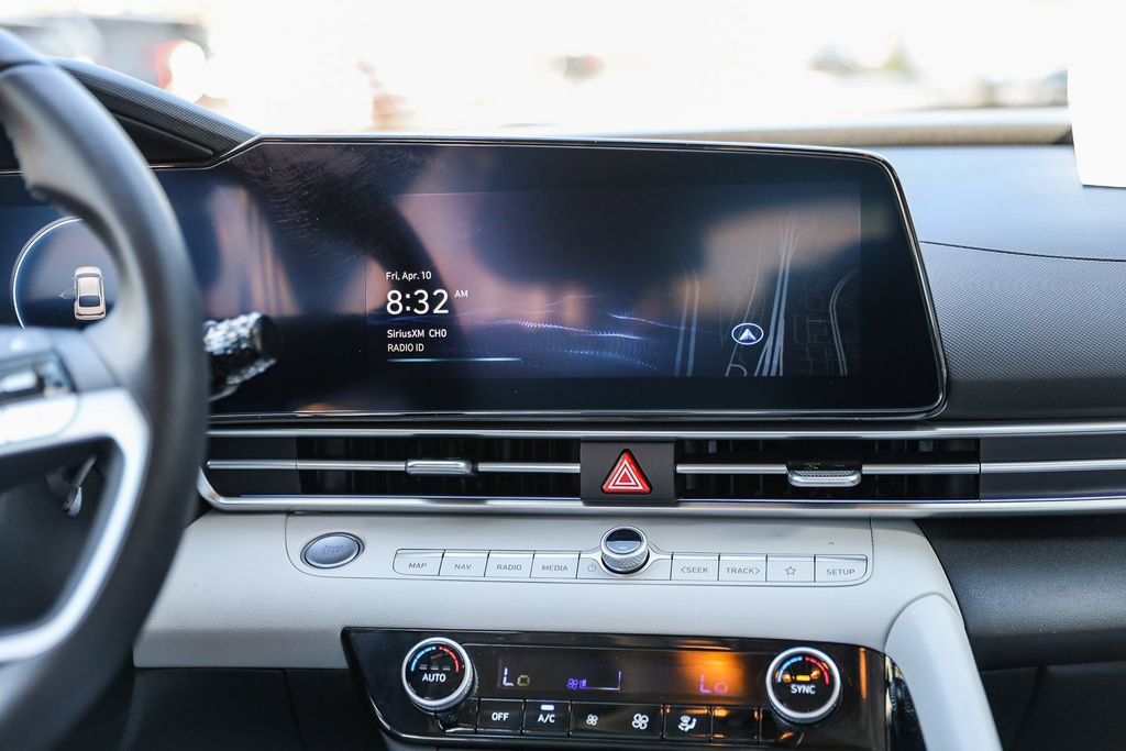 Certified 2024 Hyundai Elantra Limited image 14