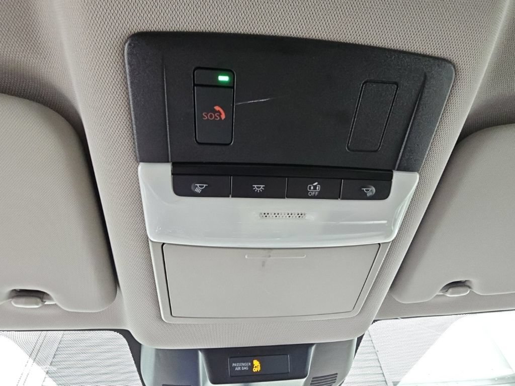 Used 2023 Nissan Rogue SV FWD image 22