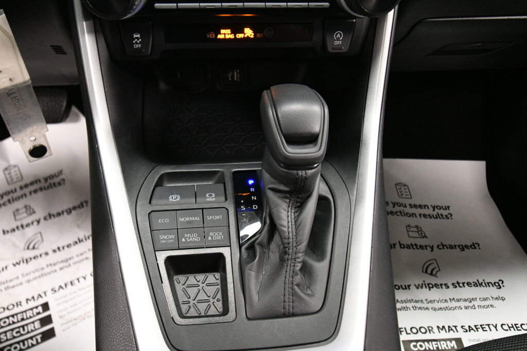 Certified 2024 Toyota RAV4 LE image 15