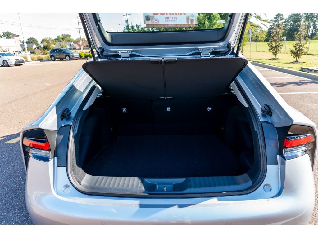 New 2026 Toyota Prius LE image 16