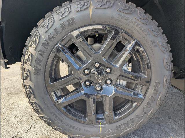 New 2026 Chevrolet Silverado 1500 Custom Trail Boss w/ LPO, Dark Essentials Package image 21