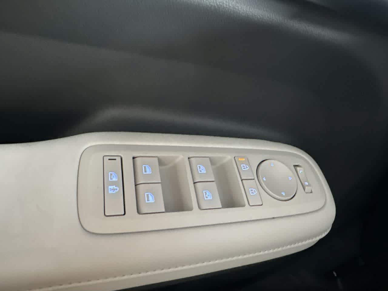 New 2027 Hyundai Santa Fe SEL FWD image 17