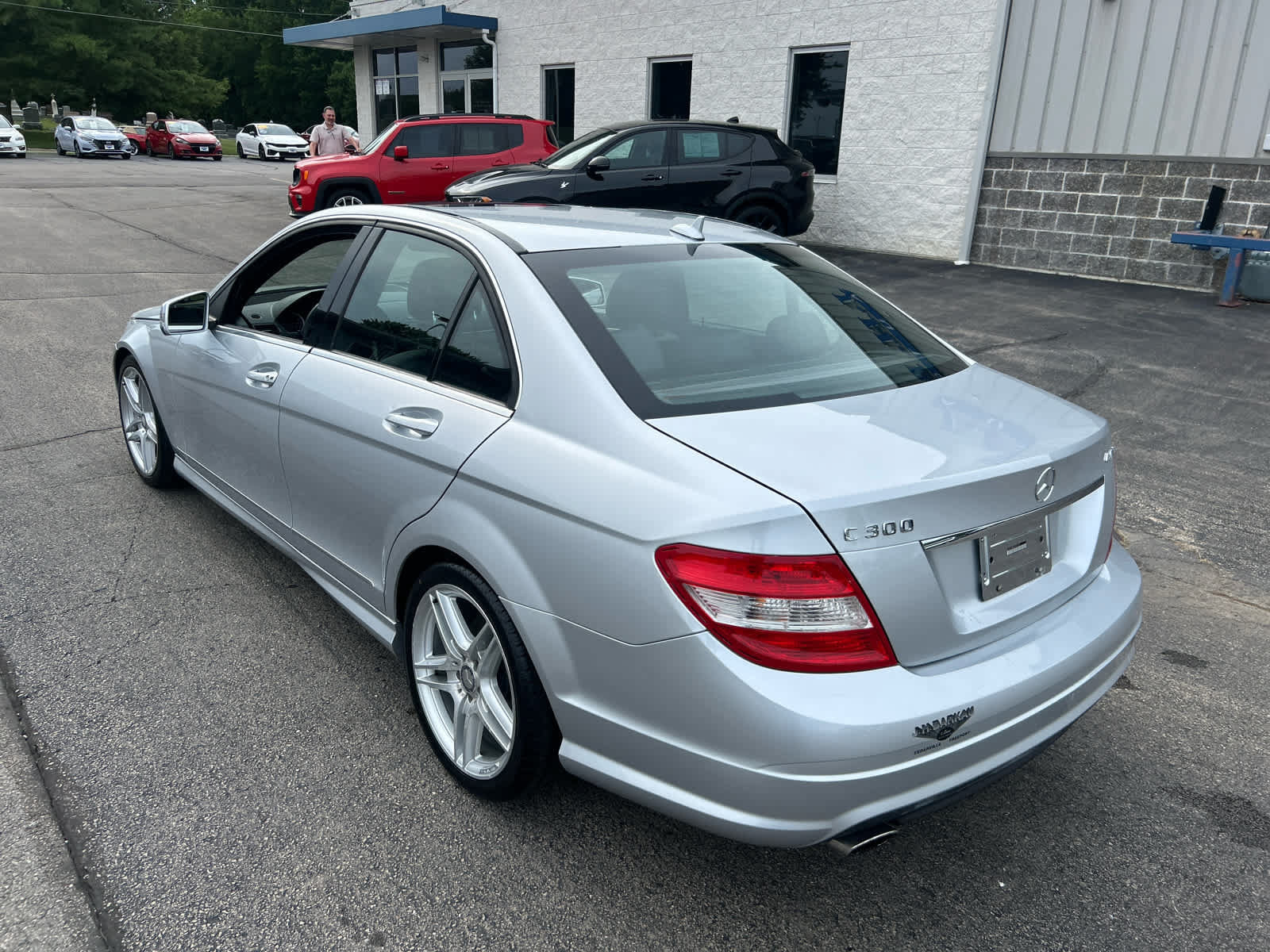 Used 2010 Mercedes-Benz C 300 4MATIC Sedan image 6